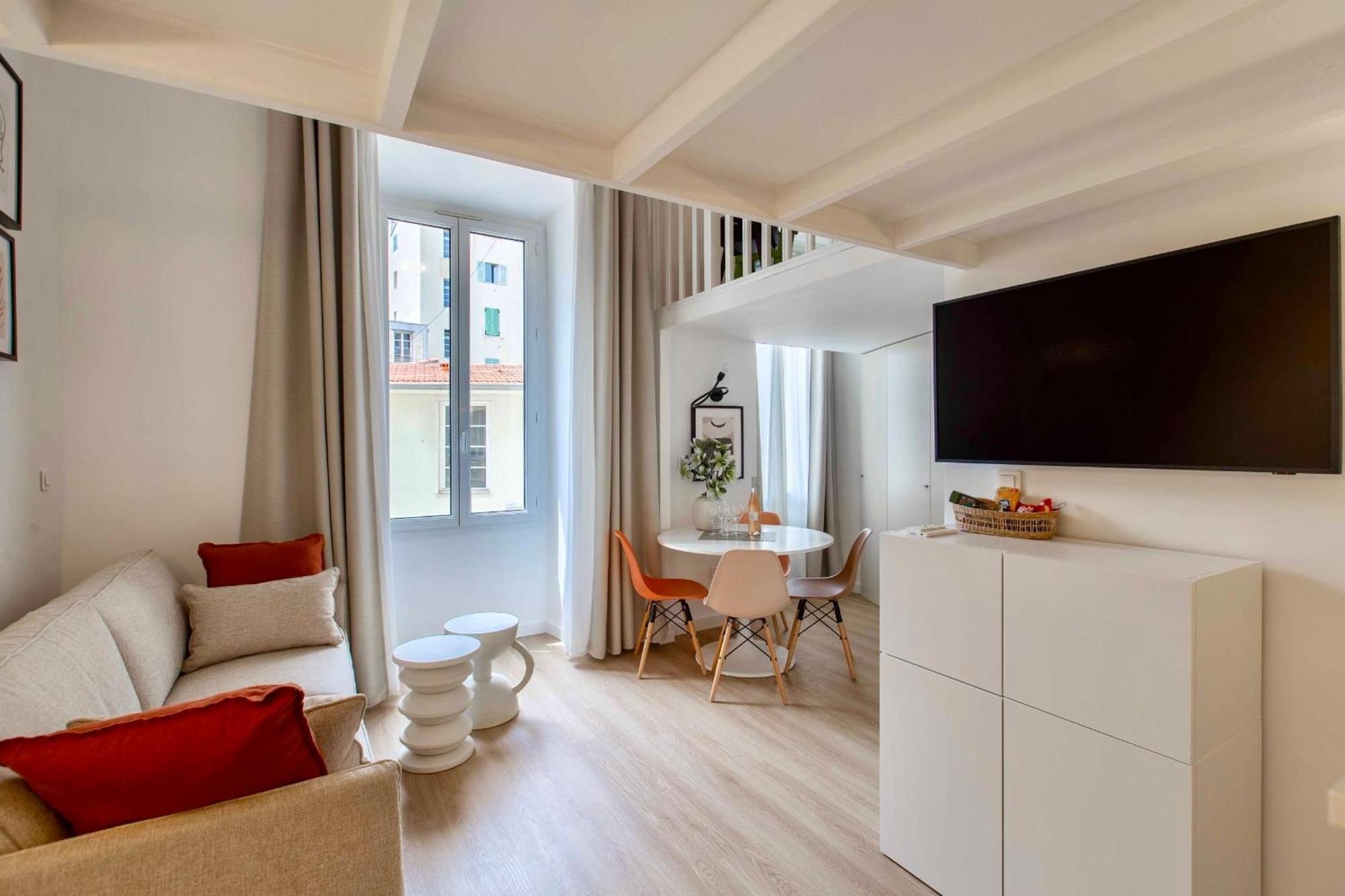 Suede Promenade Duplex Apartment At 1 Min From The Sea 2 Bathrooms Nice Exterior foto